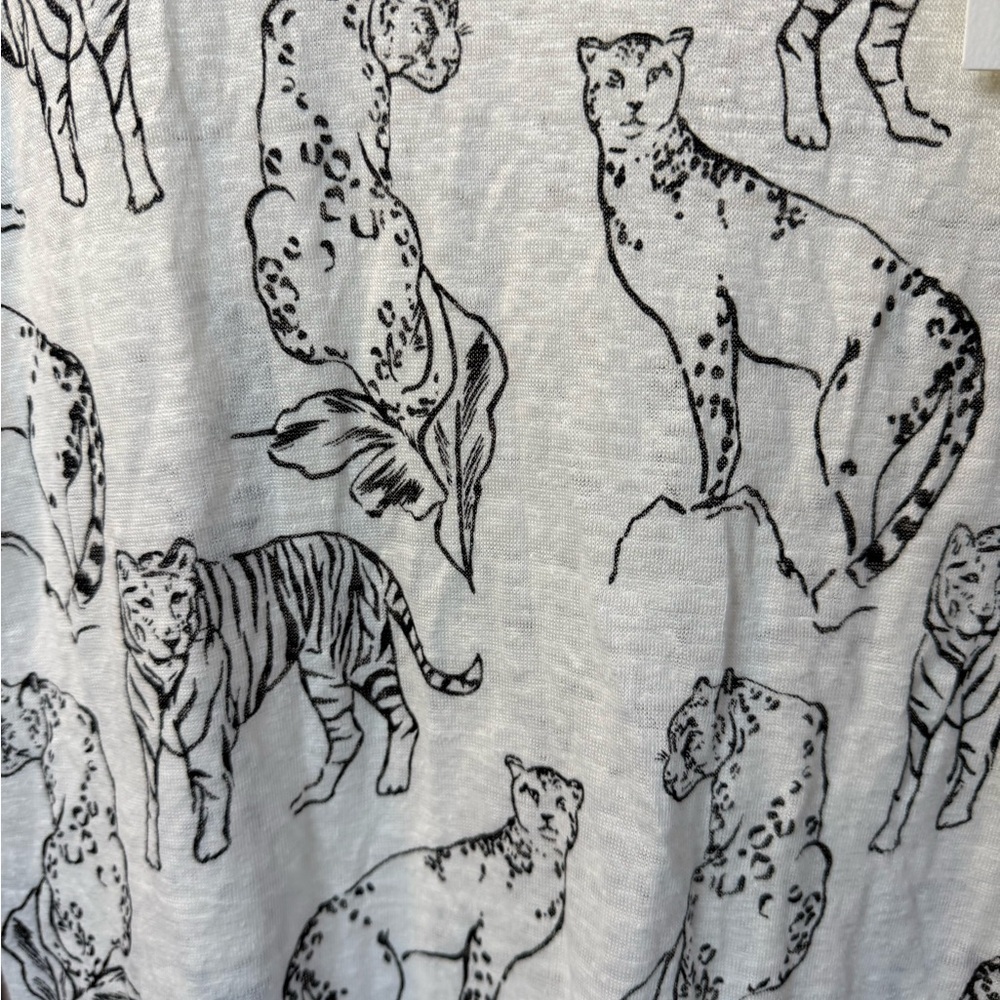 Cynthia Rowley White and Black Cheetahs & Tigers 100% Linen Top New - Picture 3 of 9